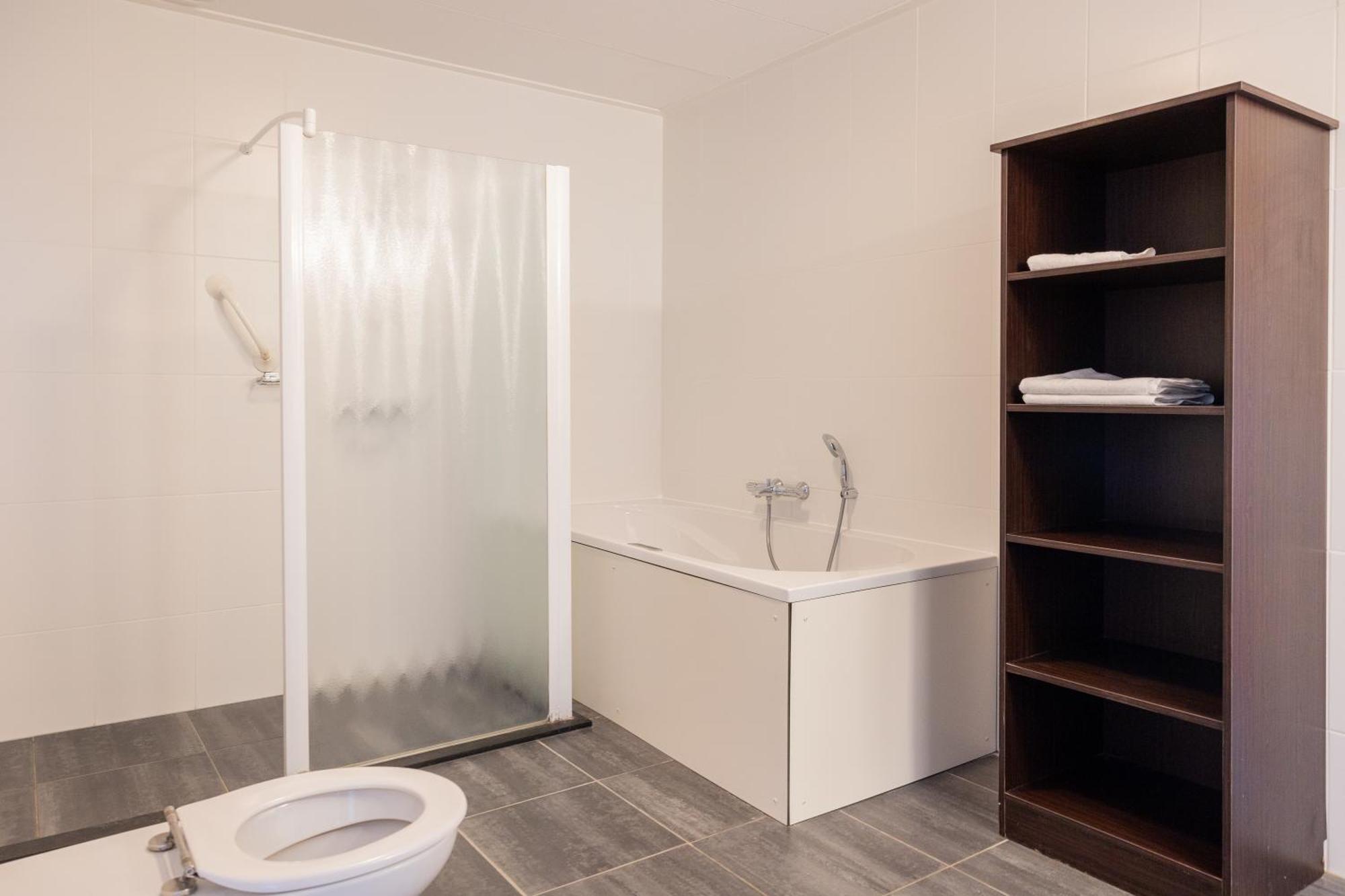 Vakantiepark Klein Vaarwater Buren  Chambre photo